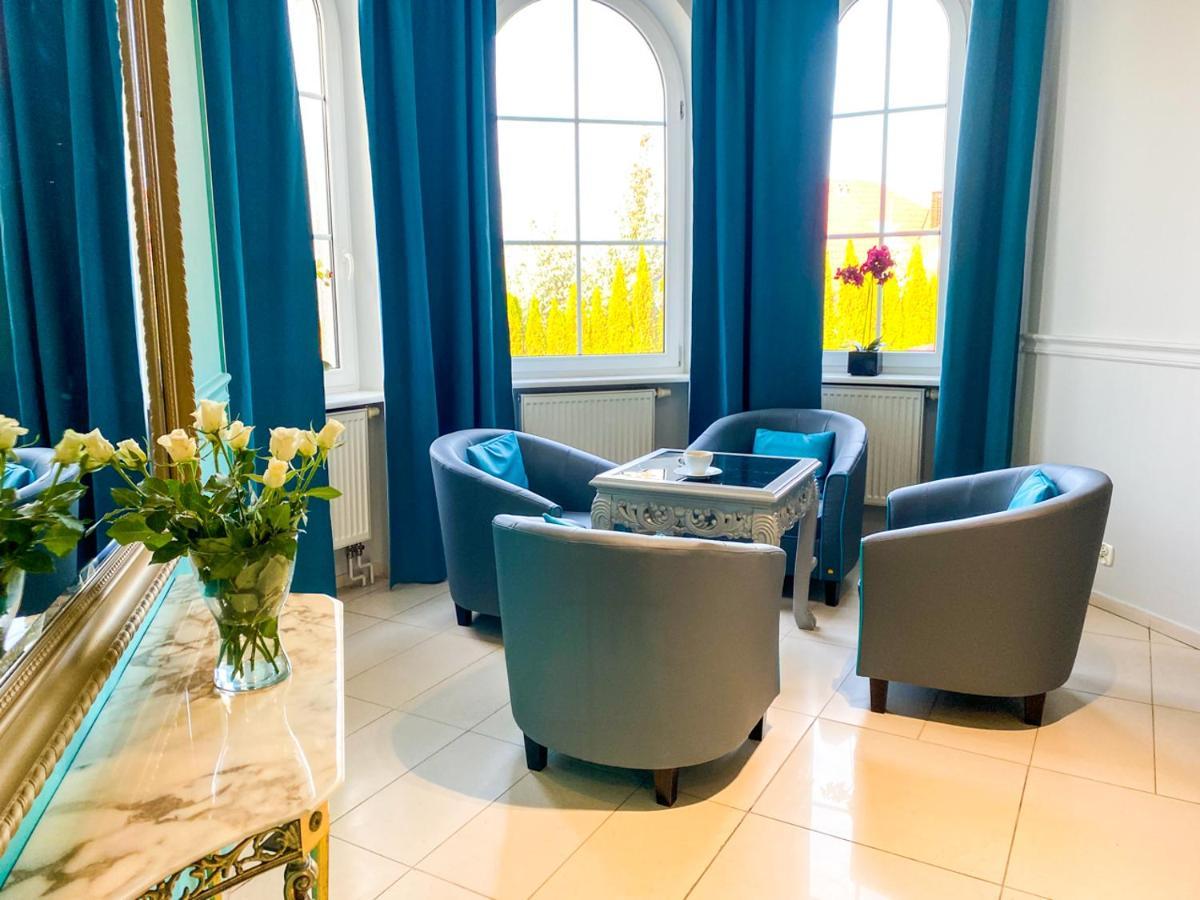 Hotel Jablonski Stawiguda Kültér fotó